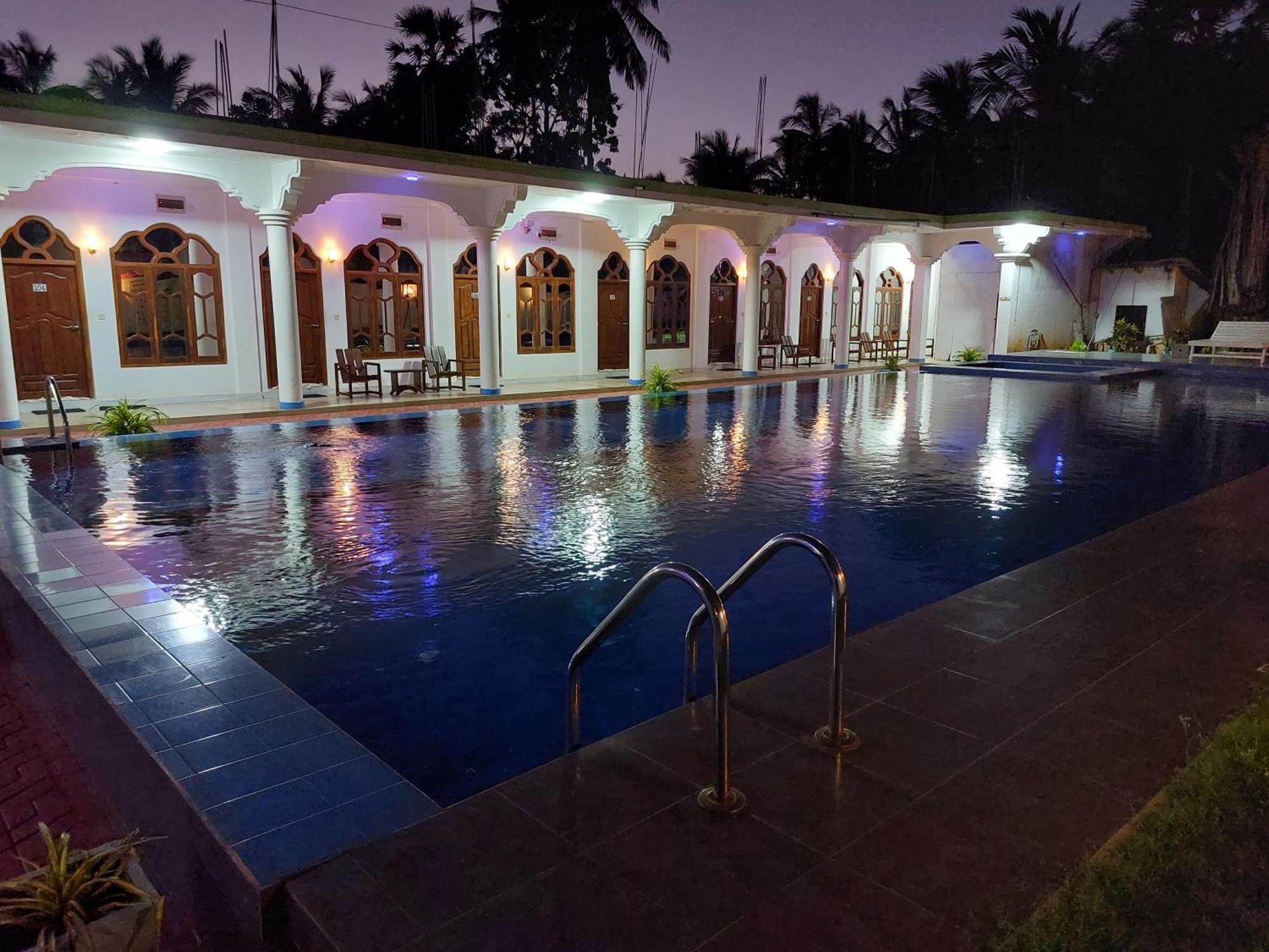Mrd Beach Hotel Trincomalee Eksteriør bilde