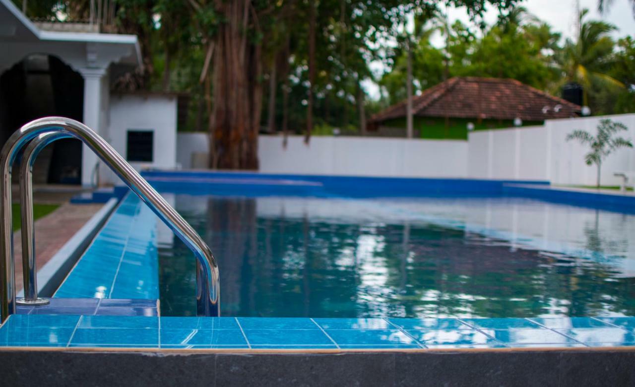 Mrd Beach Hotel Trincomalee Eksteriør bilde